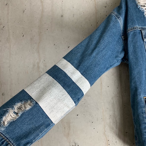 Distressed Medium Wash Denim Jean Jacket - Picture 3 of 6